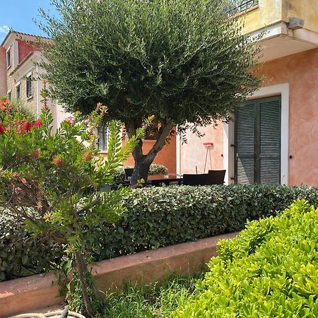 La Reggia Di Nausicaa Aparthotel Santa Teresa Gallura Eksteriør bilde